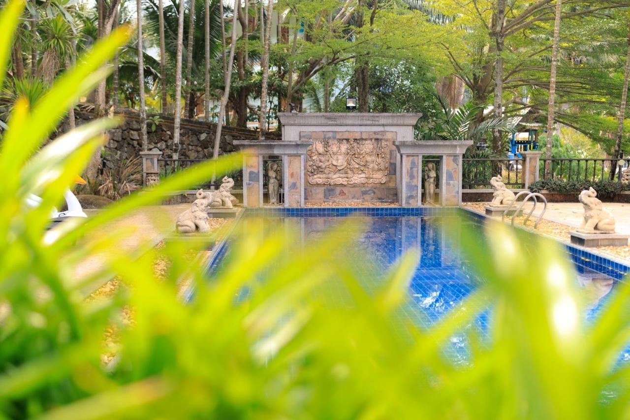 Classic Thai Style Cozy Villa Pool Garden Patong Buitenkant foto